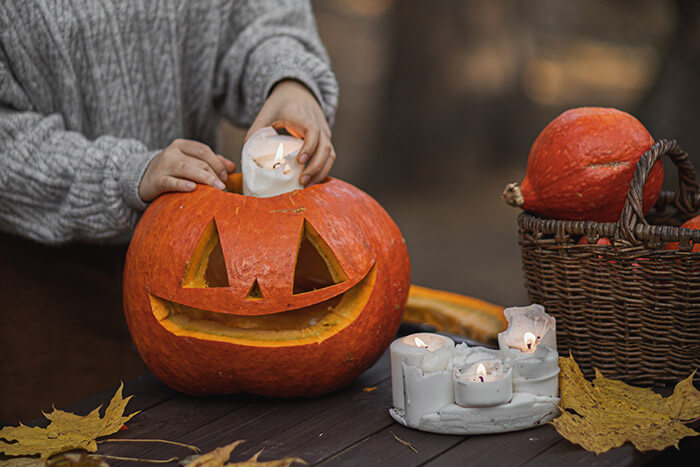 Lee más sobre el artículo Halloween: actividades para personas mayores